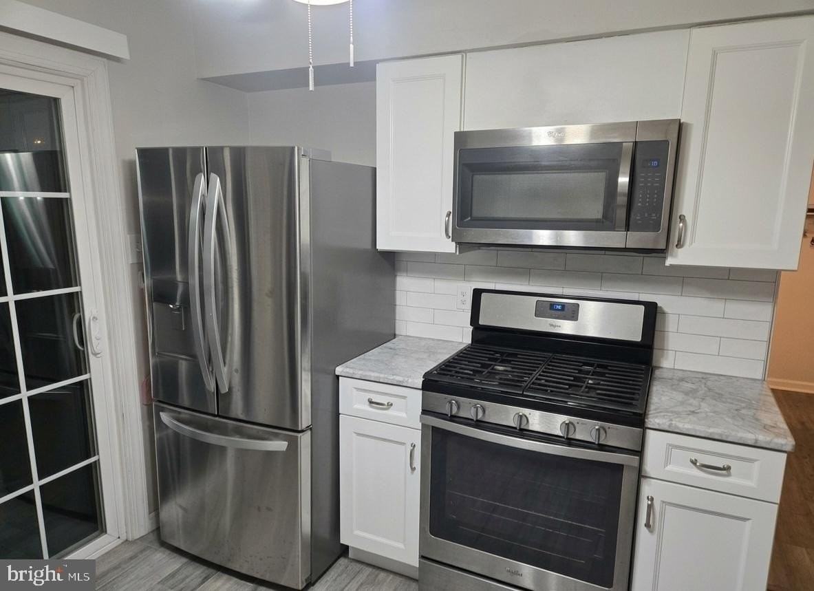 601 Magnolia Ct - Photo 3 of 11