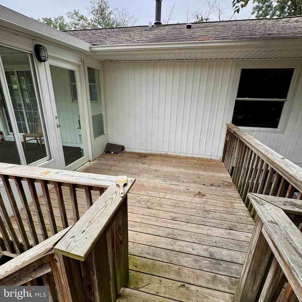 208 Chestnut Rd - Photo 6 of 24