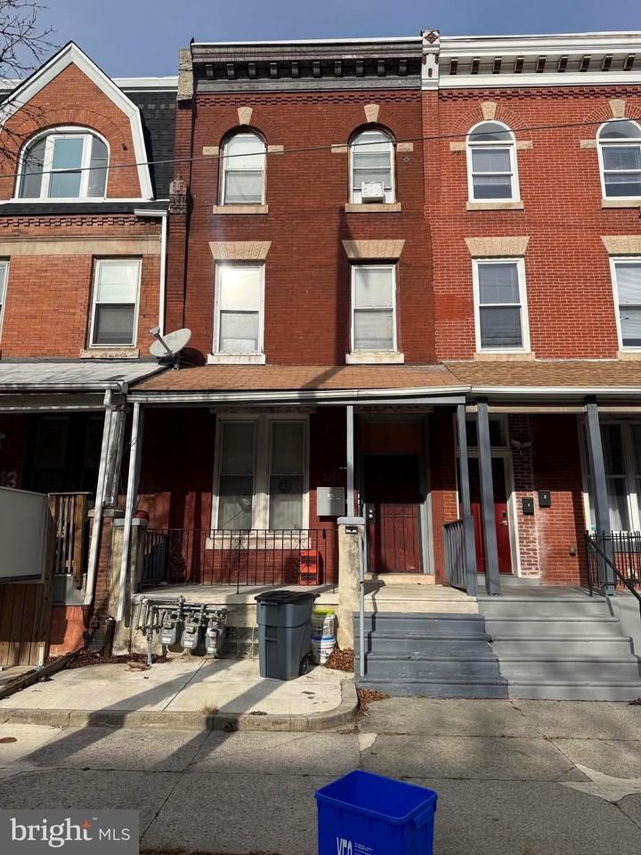 3211 W Montgomery Ave - Photo 2 of 22