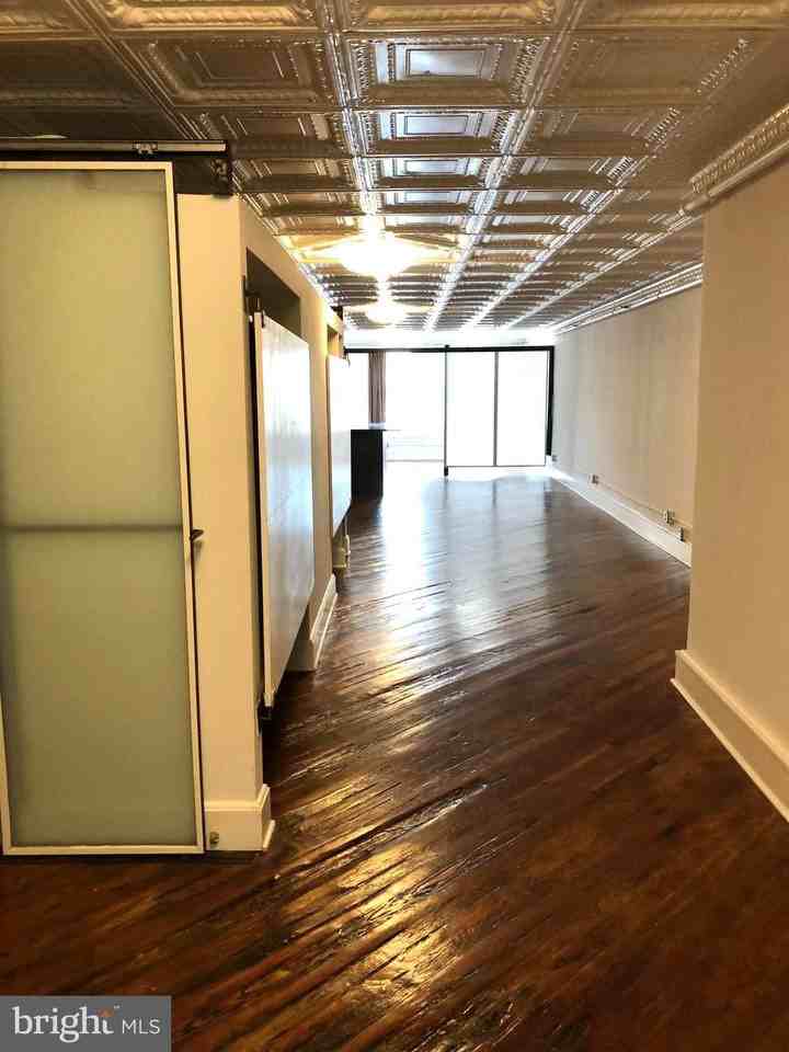 126 Market St #4 - Photo 4 of 33