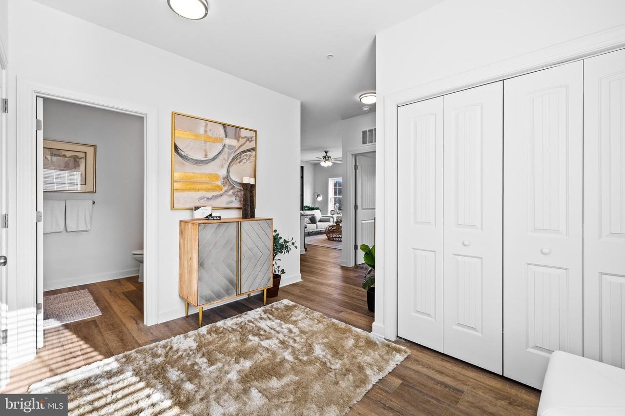 190 Cambridge Blvd - Photo 4 of 19