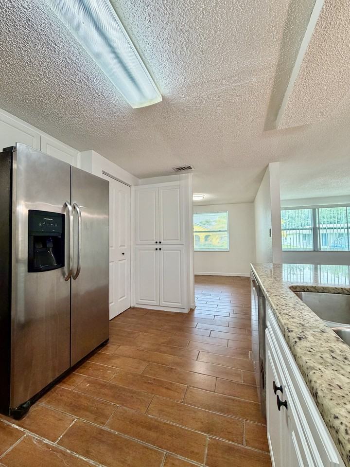 7201 Daggett Ter #1 - Photo 4 of 29