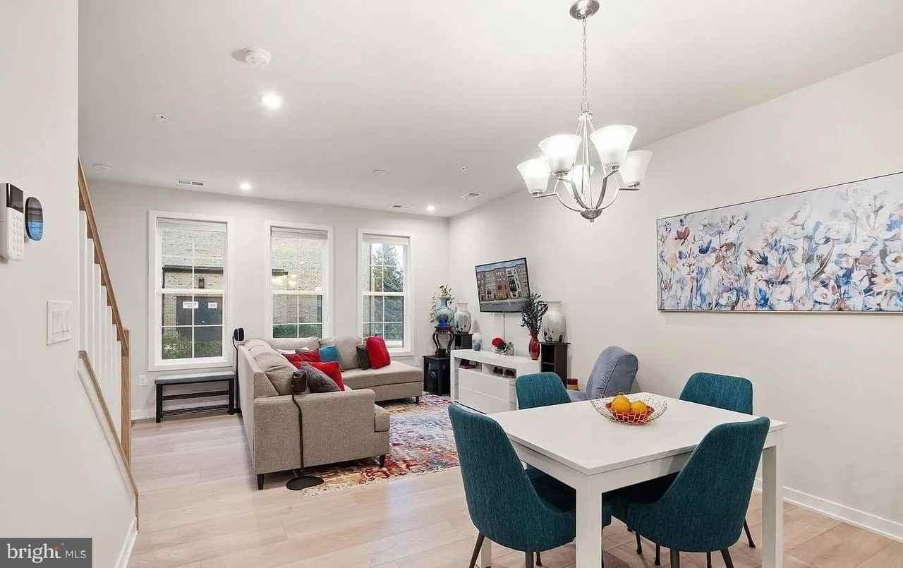 7461 Backett Wood Ter #1213 - Photo 4 of 32