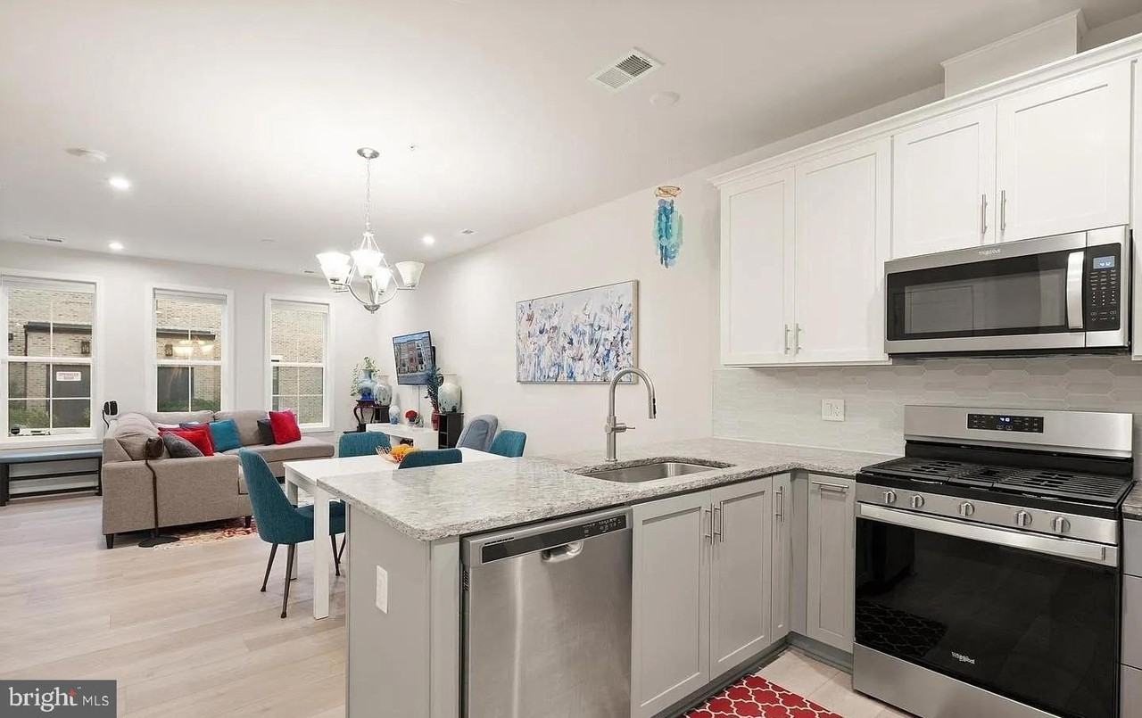 7461 Backett Wood Ter #1213 - Photo 7 of 32