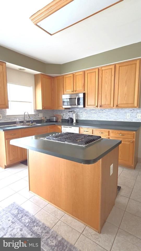 5455 Quaint Dr - Photo 2 of 20
