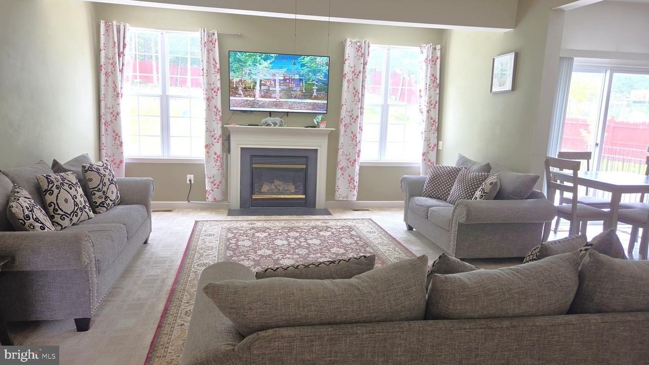 5455 Quaint Dr - Photo 5 of 20
