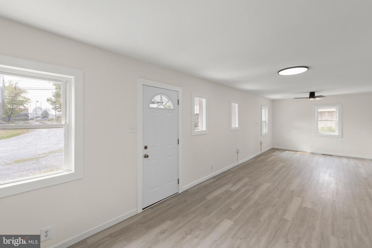 2141 Valley Ave - Photo 4 of 26