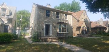 featured image of 3219 N 49th St