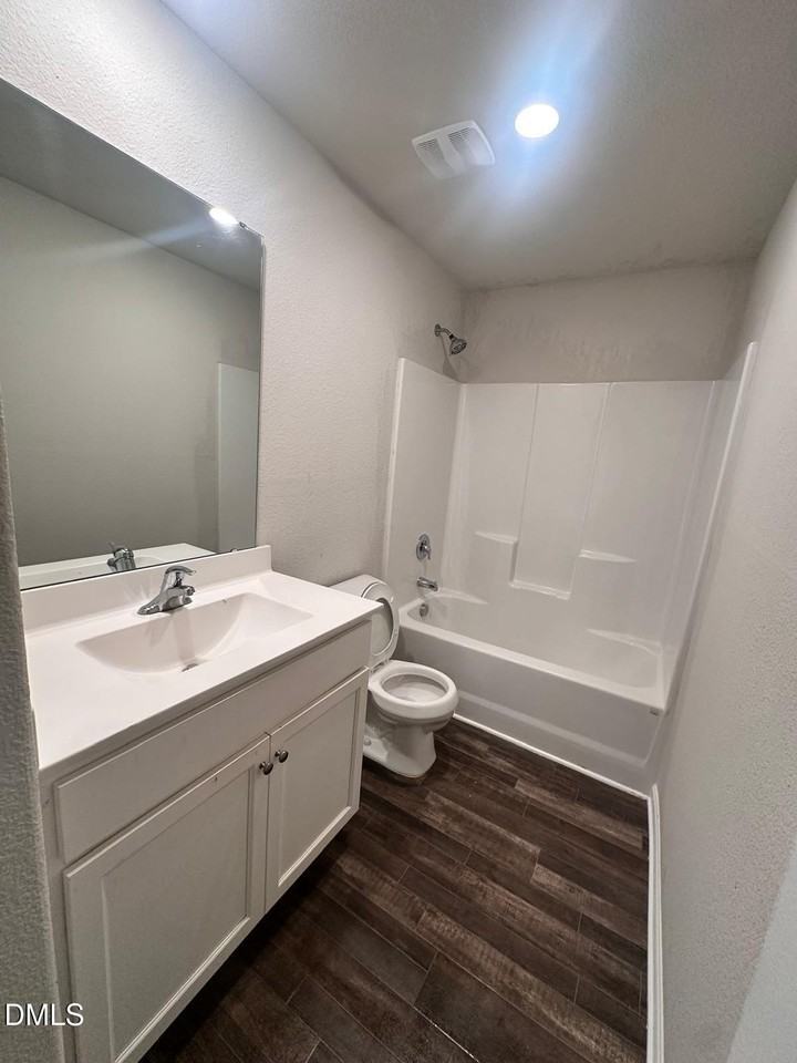 512 Flannel Way - Photo 7 of 23