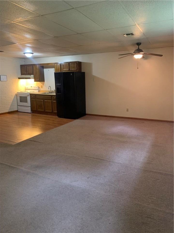 4200 Arnold Ave - Photo 7 of 19