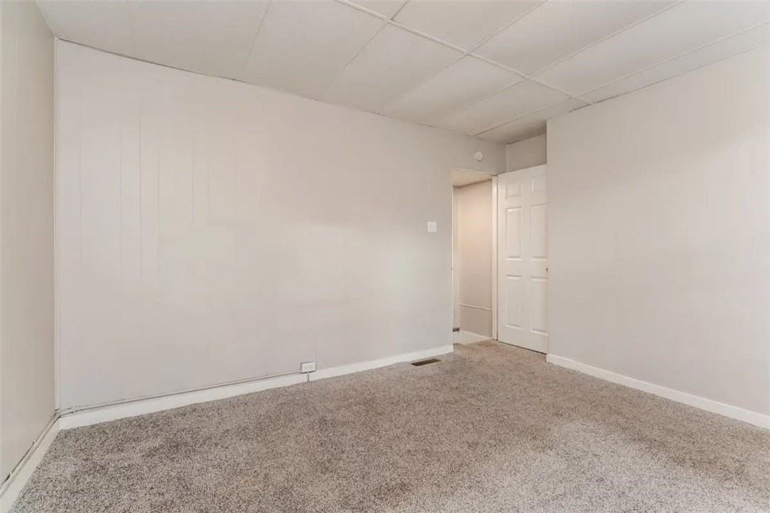 23 Millbridge St #2 - Photo 4 of 9