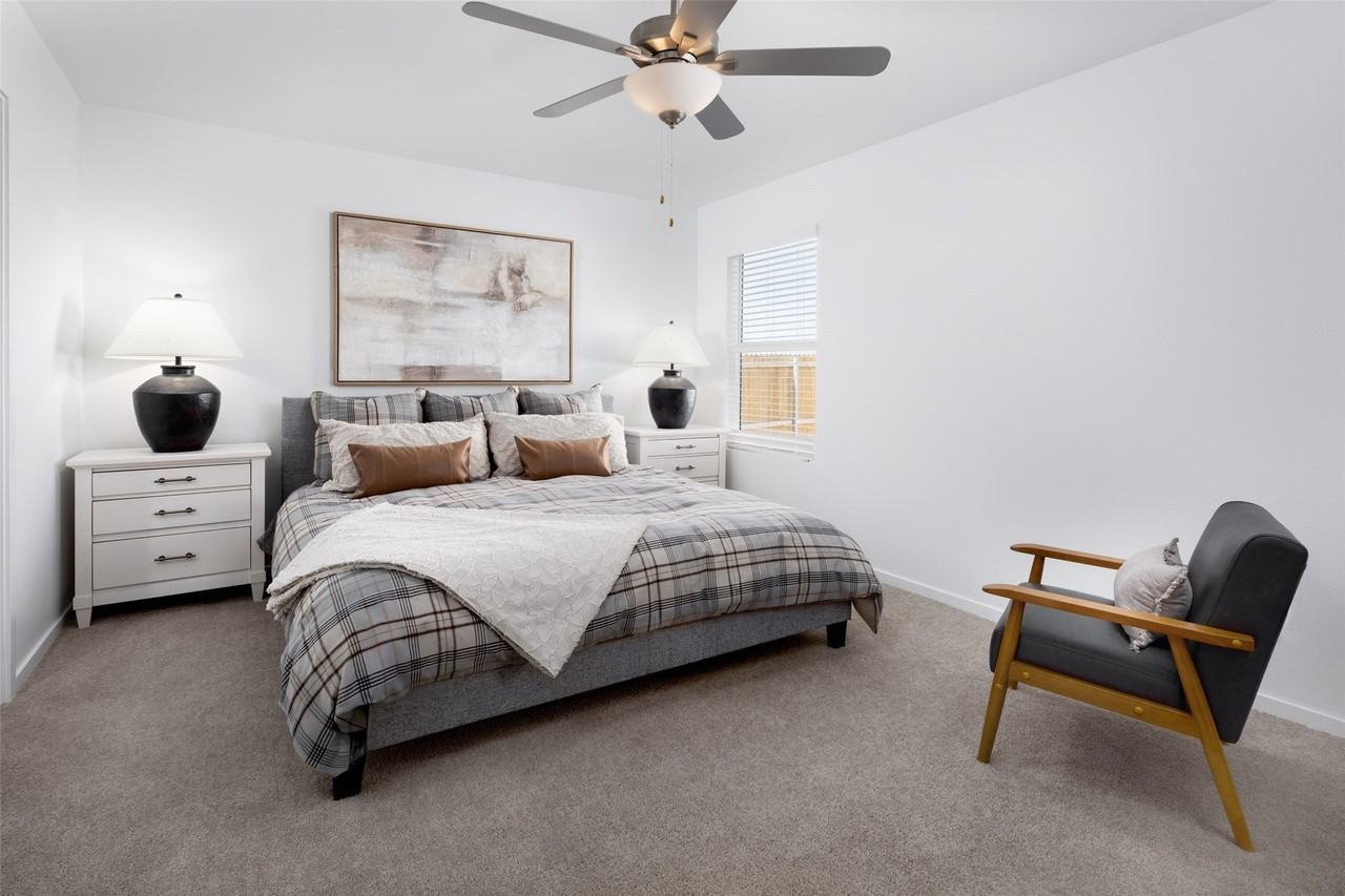 1305 Buckaroo Blvd - Photo 6 of 26
