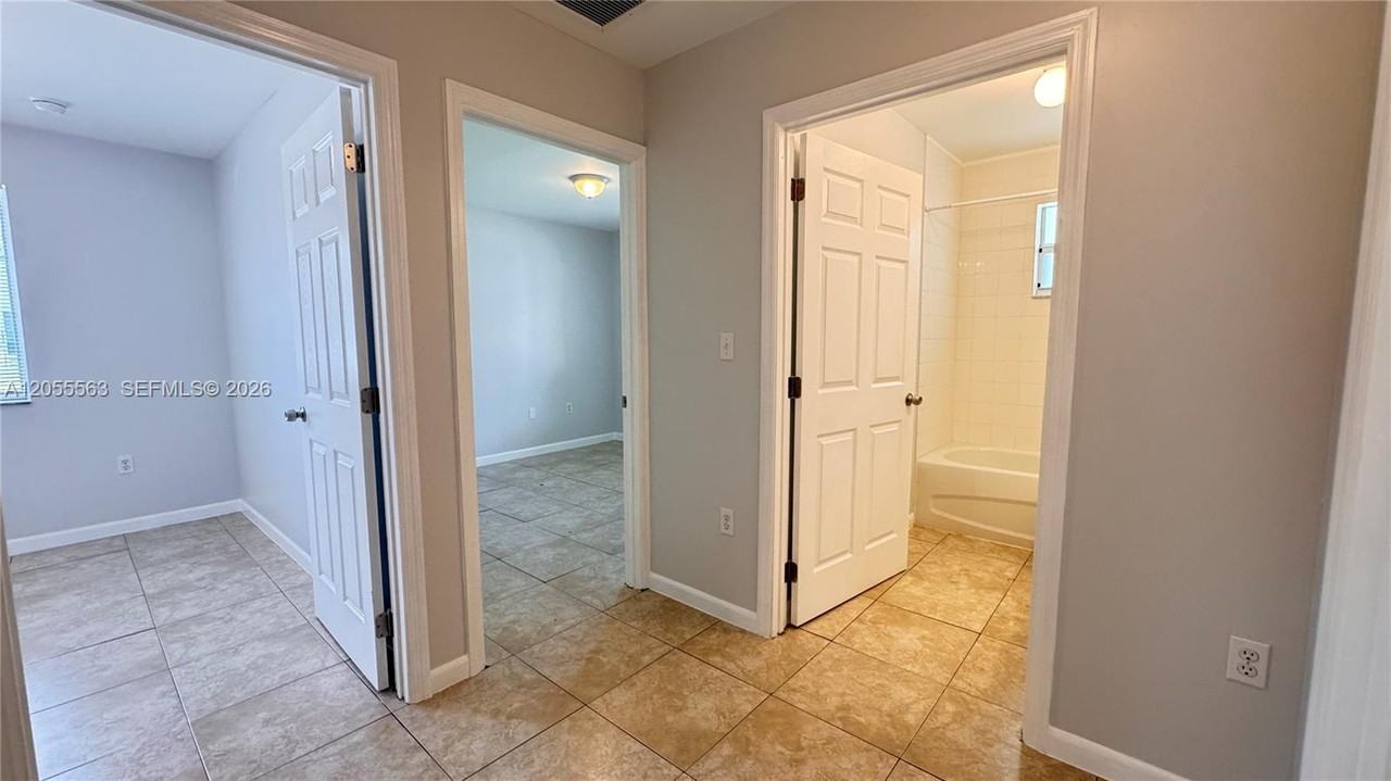 1451 Nw 51st Ter #1451 - Photo 7 of 8