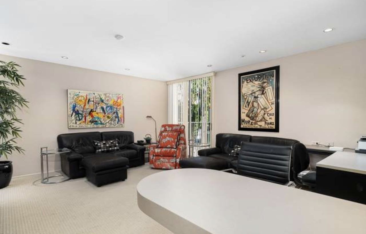 1408 Tamarisk West St #1 - Photo 4 of 35