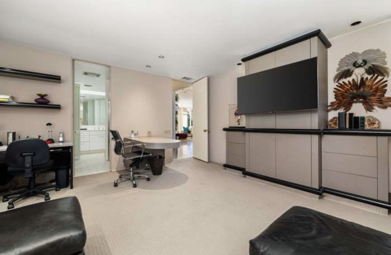1408 Tamarisk West St #1 - Photo 6 of 35