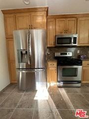 14552 Runnymede St - Photo 6 of 7