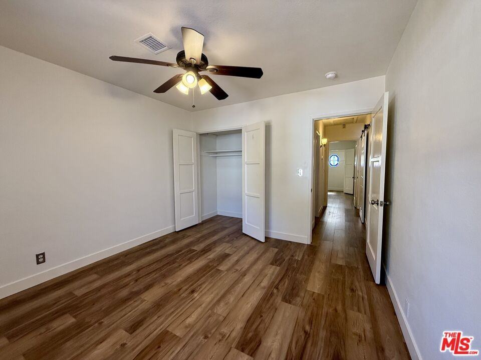6205 Gentry Ave - Photo 3 of 8