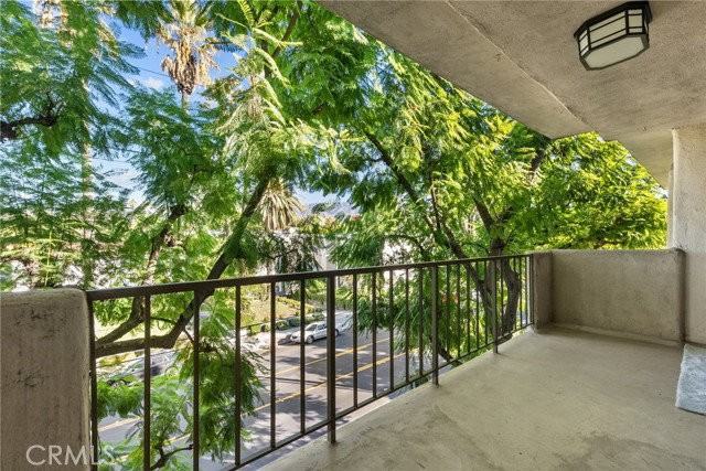 330 W California Blvd - Photo 7 of 8