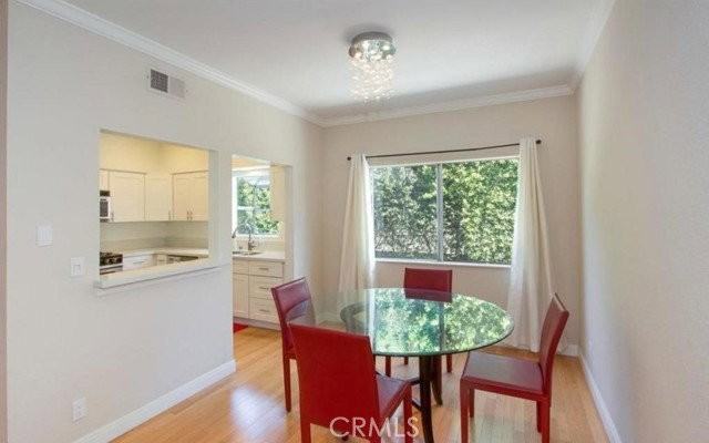 478 S Madison Ave #5 - Photo 2 of 8
