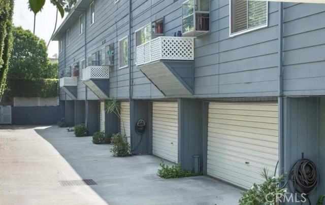 478 S Madison Ave #5 - Photo 3 of 8