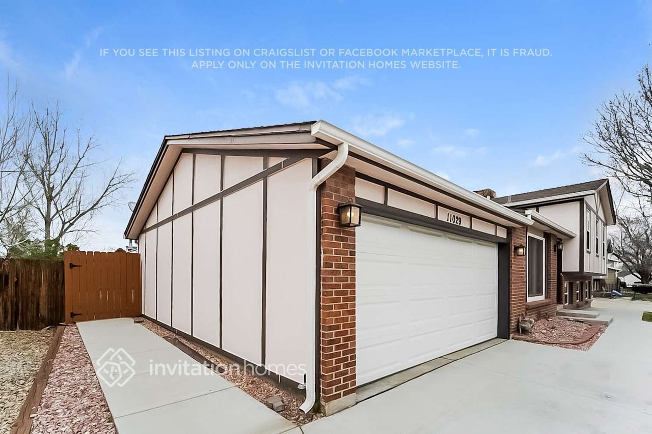 11029 Eudora Cir - Photo 2 of 15