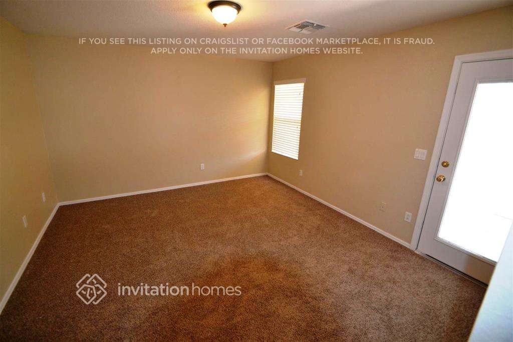 10465 E Azalea Ave - Photo 7 of 11