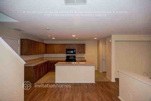 3043 Roadrunner Dr - Photo 6 of 26