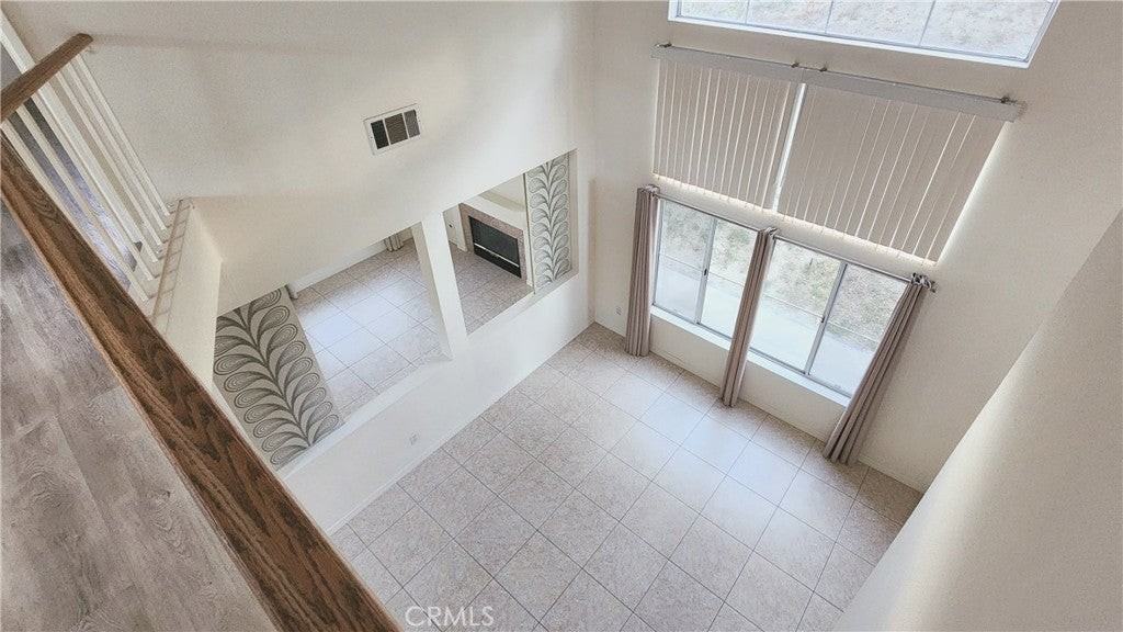 2117 Los Ranchitos Rd - Photo 7 of 39
