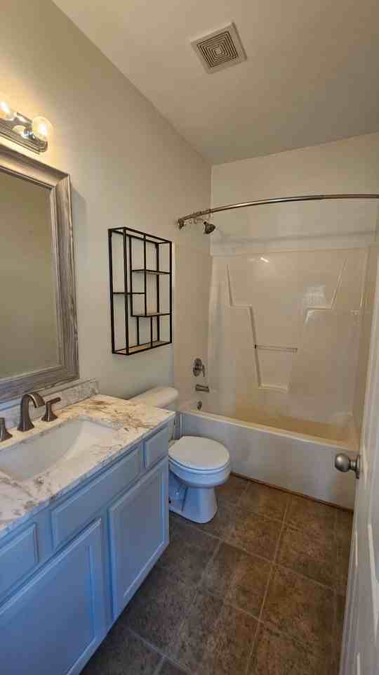 332 Summerville Ct #1 - Photo 4 of 15