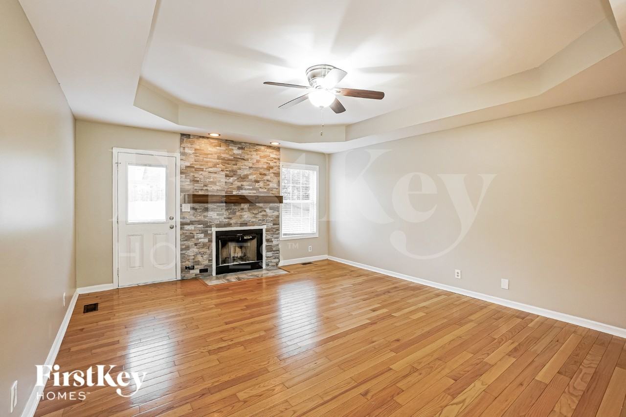 2670 Blue Willow Ct - Photo 3 of 19