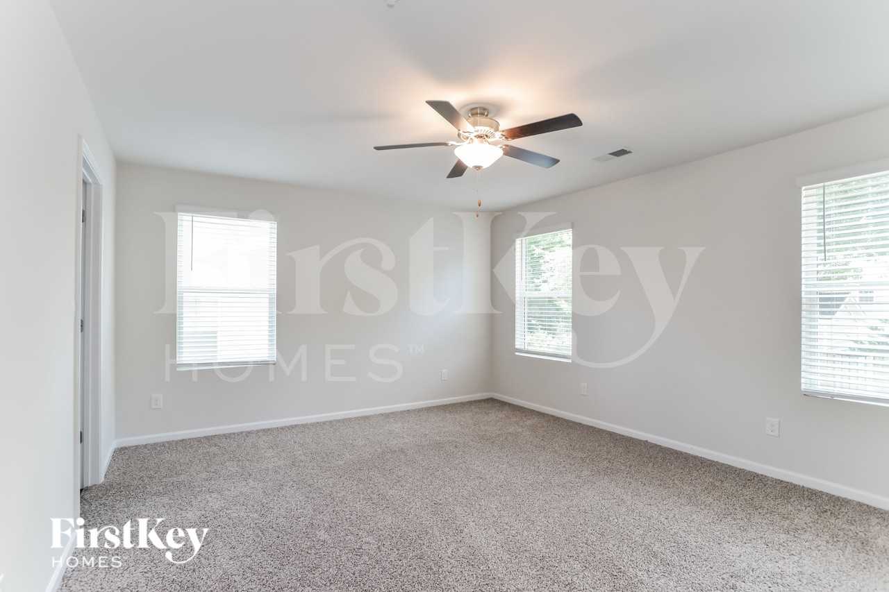 2058 Cypress Village Dr Nw - Photo 7 of 19