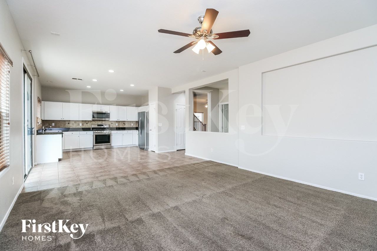 888 E Desert Rose Trl - Photo 2 of 15