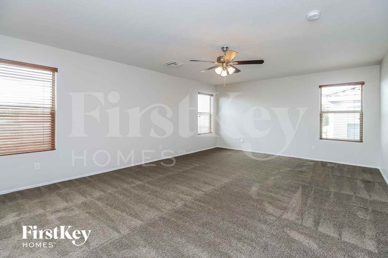 888 E Desert Rose Trl - Photo 5 of 15