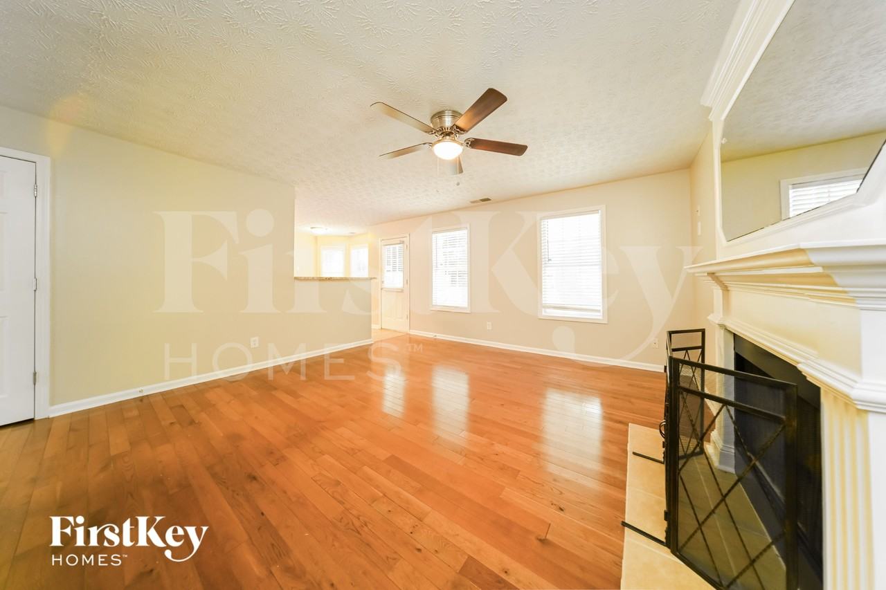 9093 Ashton Rd - Photo 2 of 15