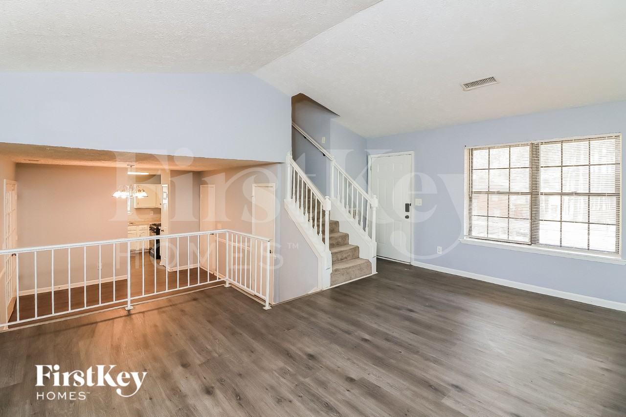 1060 Forest Path - Photo 3 of 15