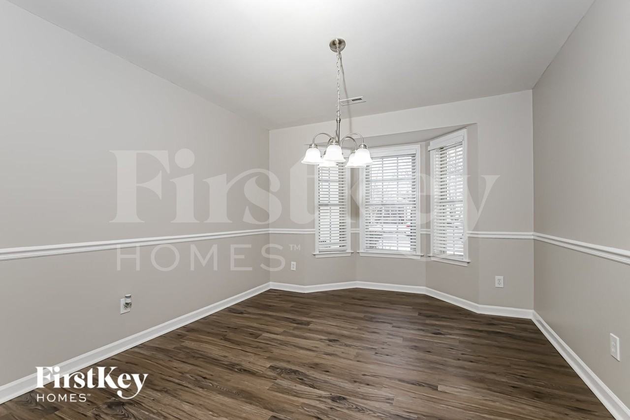 5902 Black Willow Dr - Photo 4 of 15