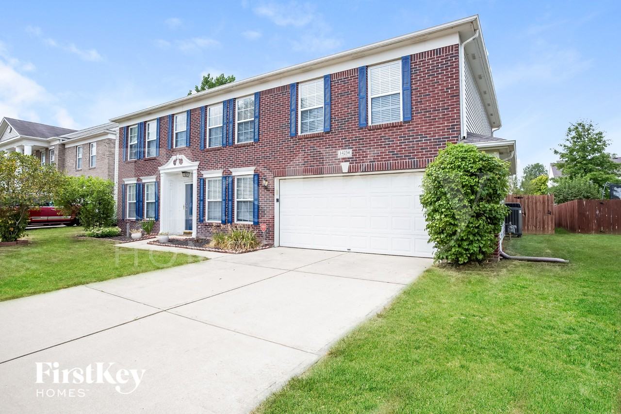14234 Refreshing Garden Ln - Photo 2 of 18