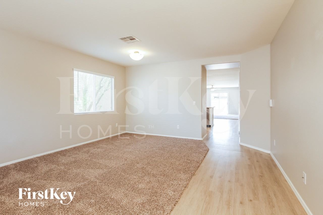 11597 W Vogel Ave - Photo 3 of 16
