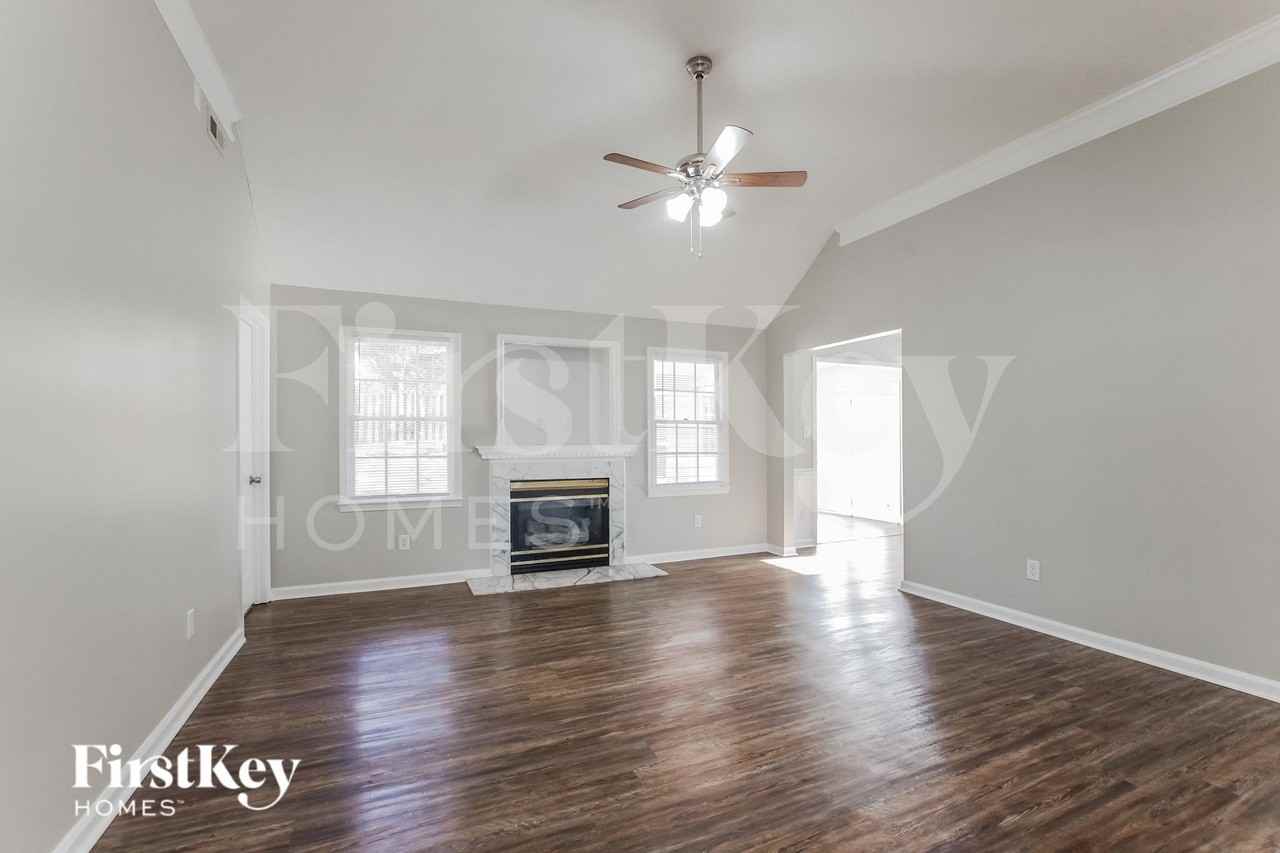 7515 Caribou Ct - Photo 3 of 15