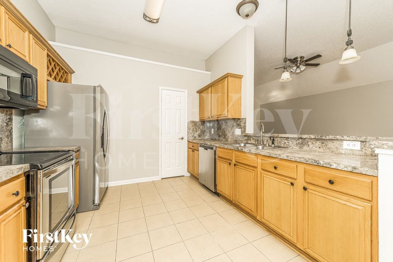 3202 Morning Dove Ln - Photo 6 of 16
