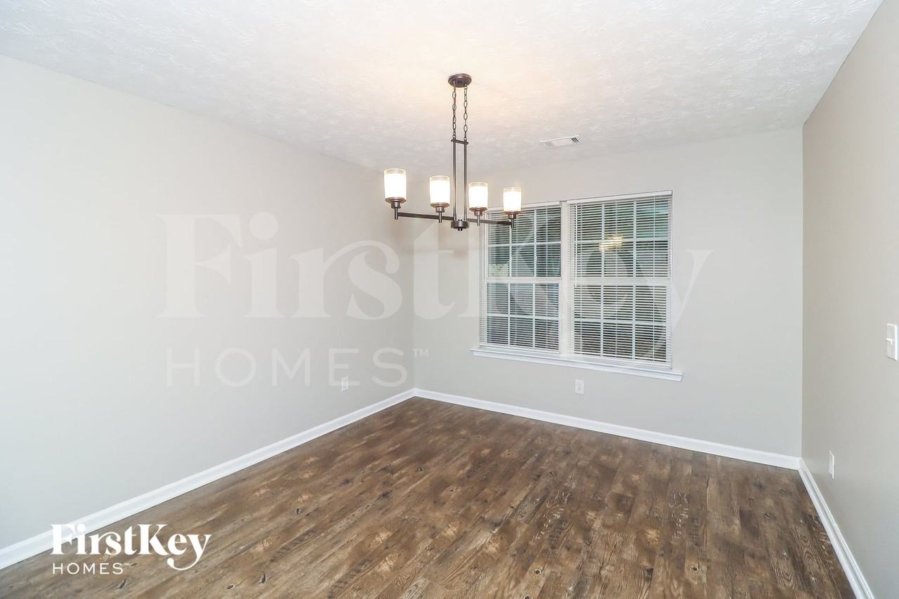 5491 Skylar Creek Ln - Photo 4 of 15
