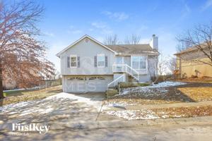 featured image of 8837 Ne 74th Ter