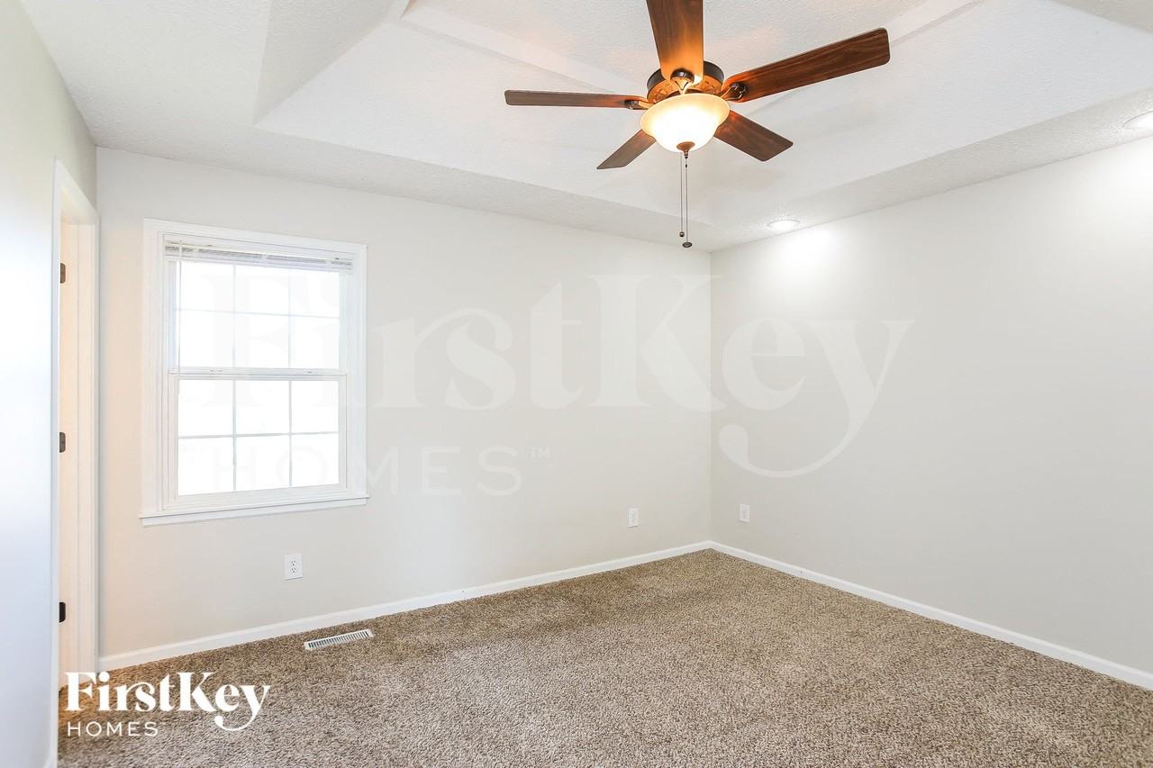 8652 Ne 110th St - Photo 7 of 15
