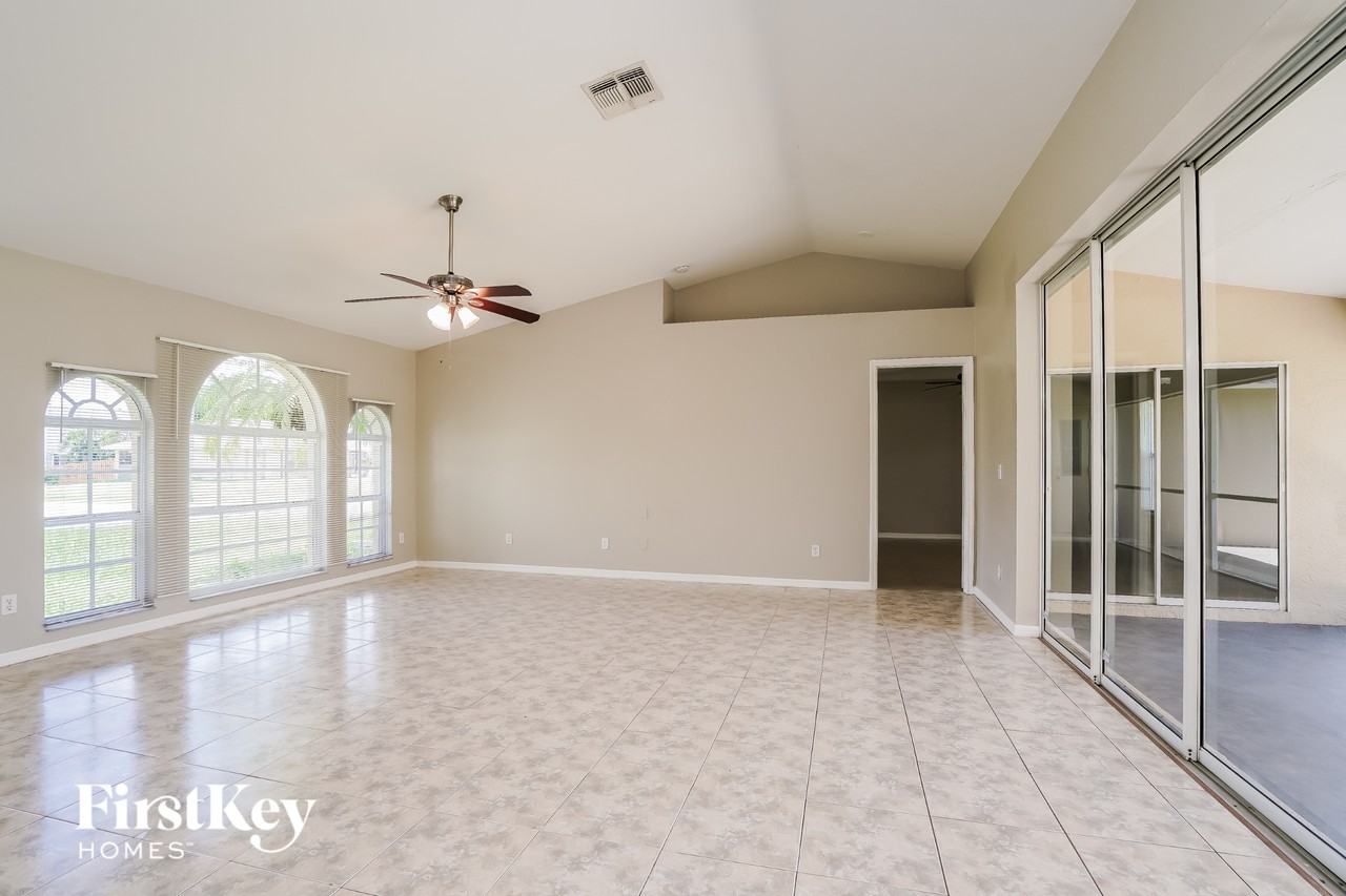 8381 Bahamas Rd - Photo 2 of 15