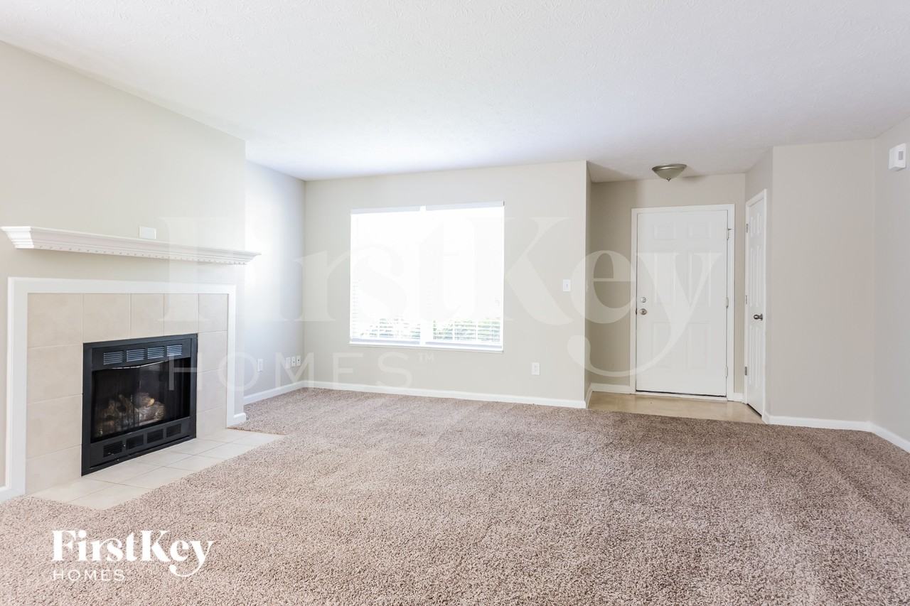 7025 Village Oaks Dr - Photo 4 of 19