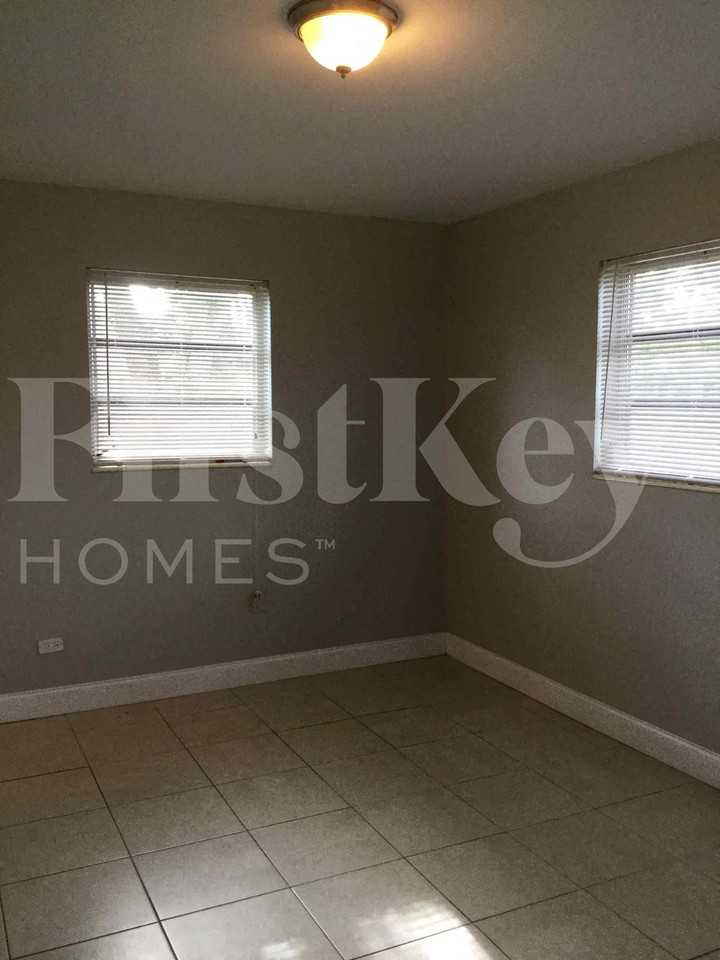 6941 Swst - Photo 7 of 22