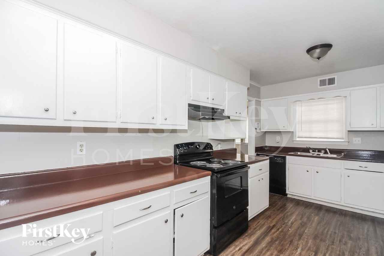 5191 Kingswood Cv - Photo 6 of 18