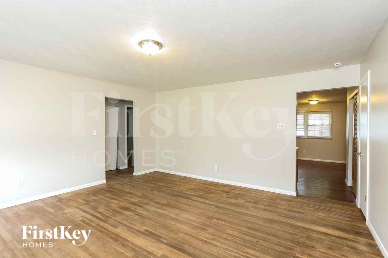 4420 Santa Fe Ct - Photo 2 of 19