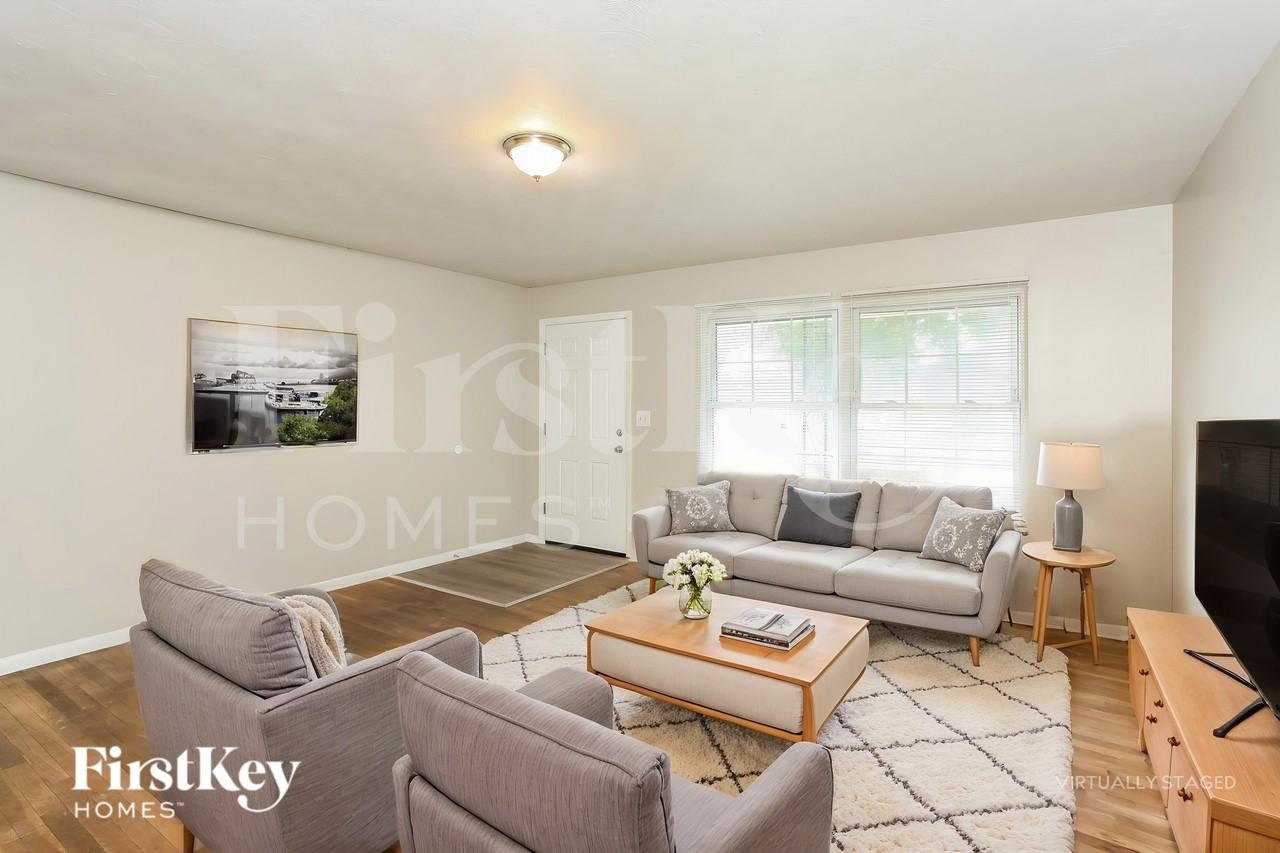 4420 Santa Fe Ct - Photo 4 of 19
