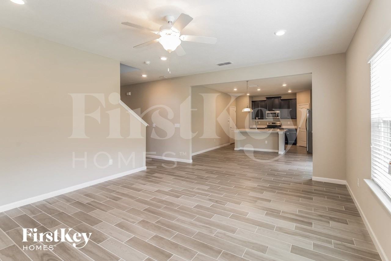4089 Arbor Mill Cir - Photo 2 of 15